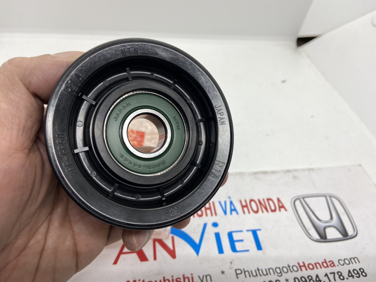 Bi tỳ dây máy phát xe Honda CRV 2016